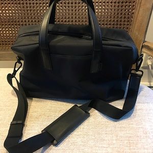 AWAY  Everywhere Bag 16” Carry On Black Duffle Bag - EXCELLENT!